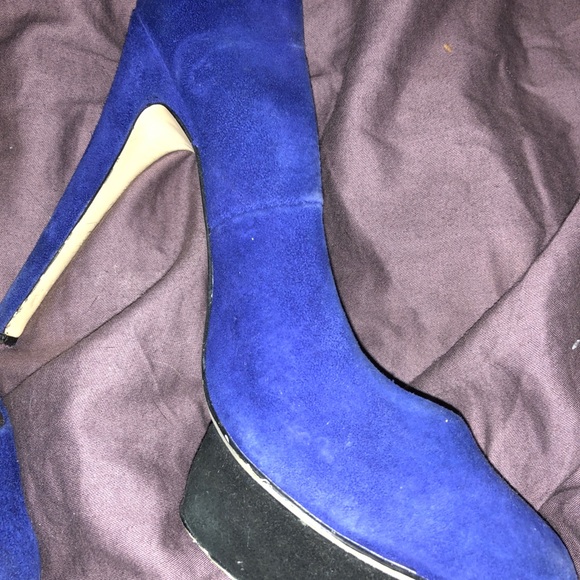 Dolce Vita Stilettos - Picture 3 of 4